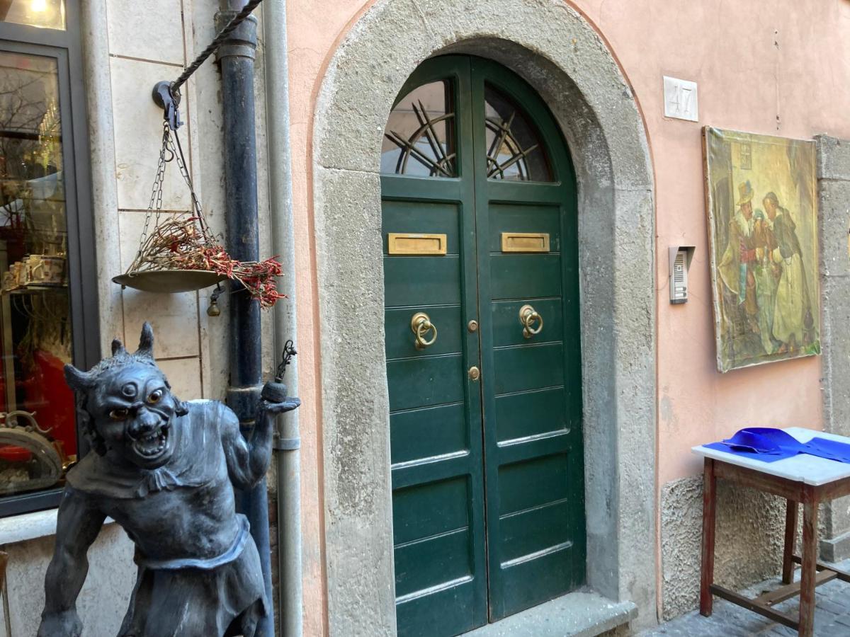 Апартаменты La Luce Del Borgo Кастель-Гандольфо Экстерьер фото