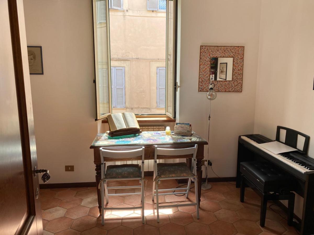 Апартаменты La Luce Del Borgo Кастель-Гандольфо Экстерьер фото